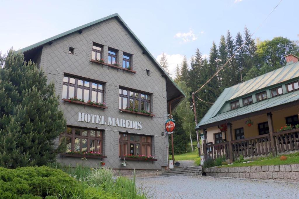 Hotel Maredis Rero Kořenov Exteriör bild