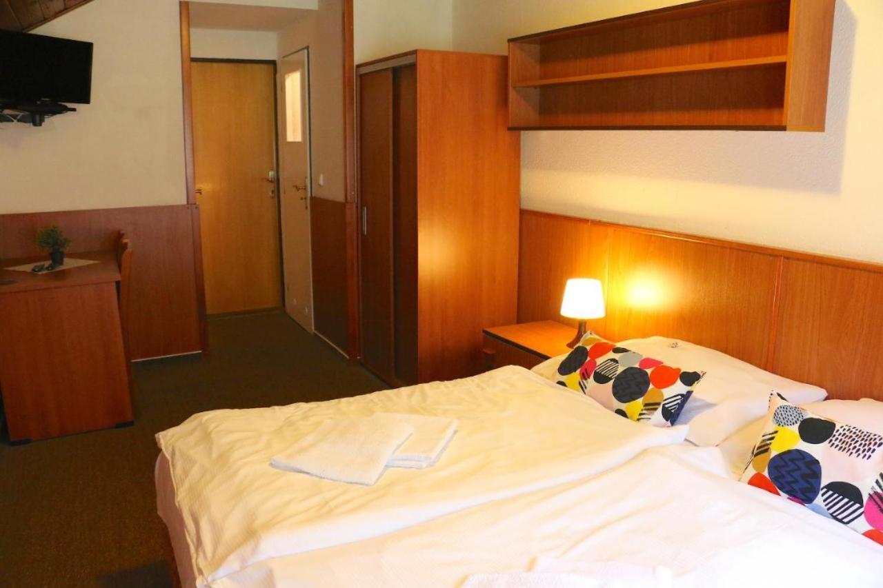 Hotel Maredis Rero Kořenov Exteriör bild